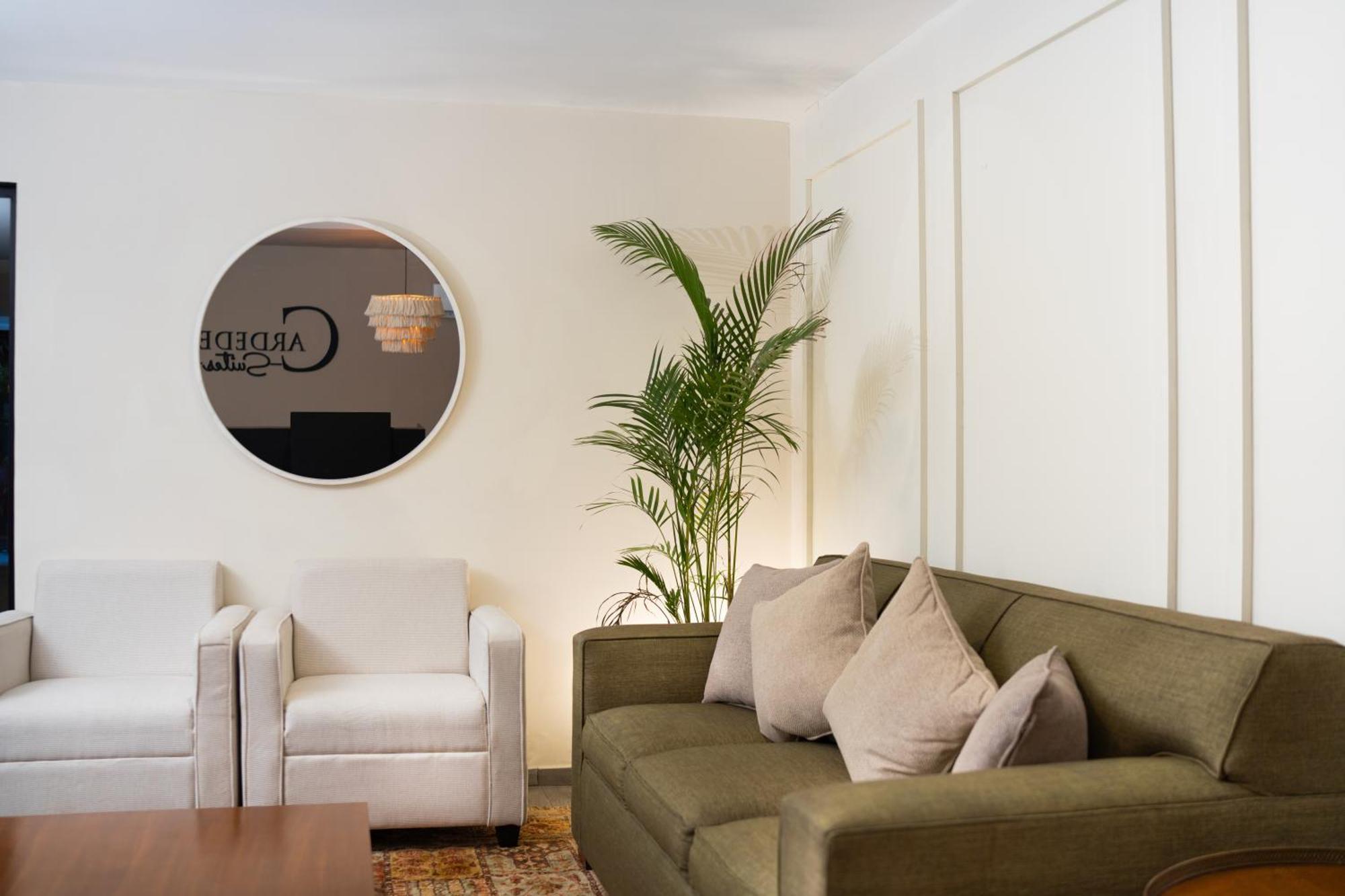 סאן סלבדור Cardedeu Suites מראה חיצוני תמונה