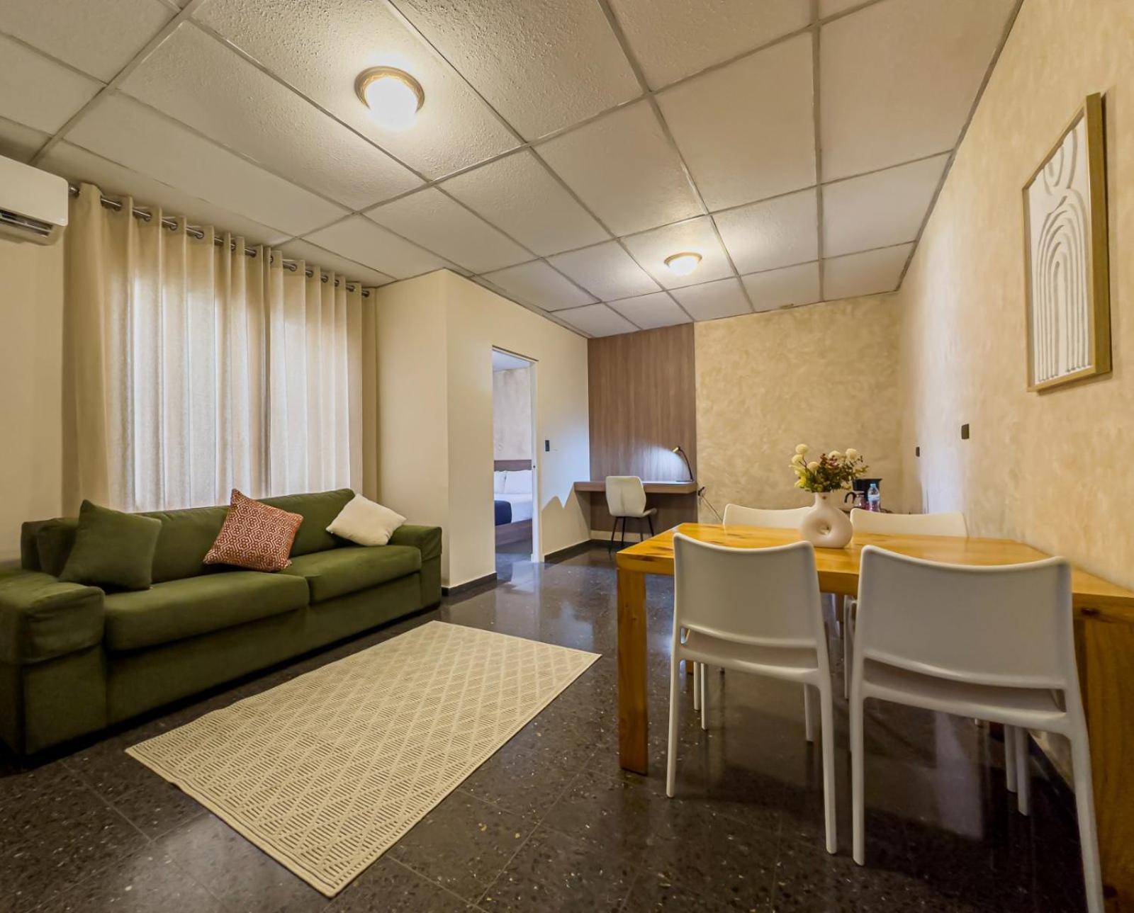 סאן סלבדור Cardedeu Suites מראה חיצוני תמונה