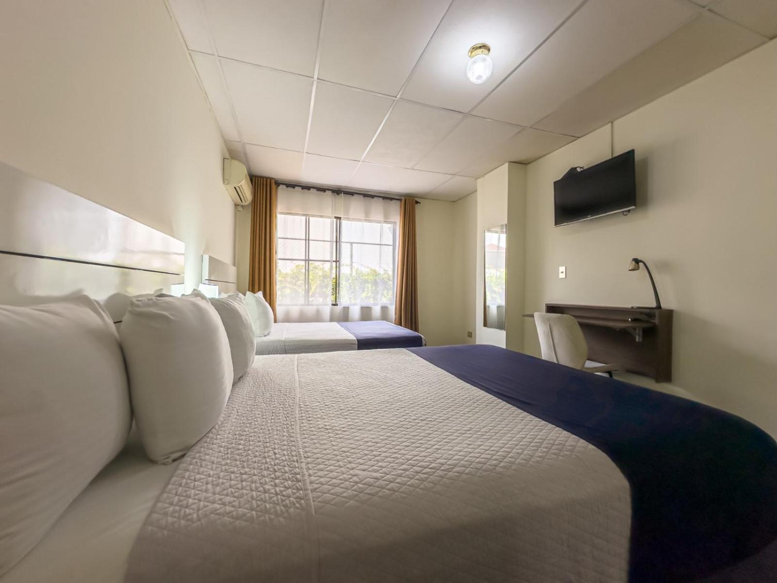 סאן סלבדור Cardedeu Suites מראה חיצוני תמונה