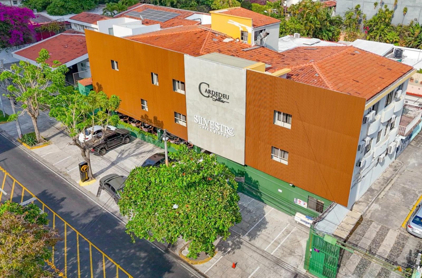 סאן סלבדור Cardedeu Suites מראה חיצוני תמונה